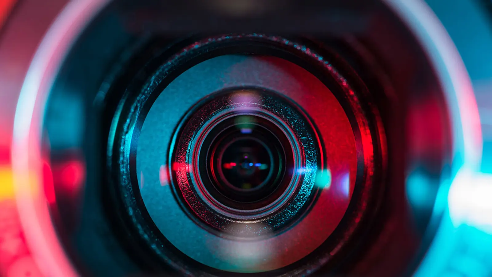 4 Reasons Videos Are Taking Over Manufacturing Marketing